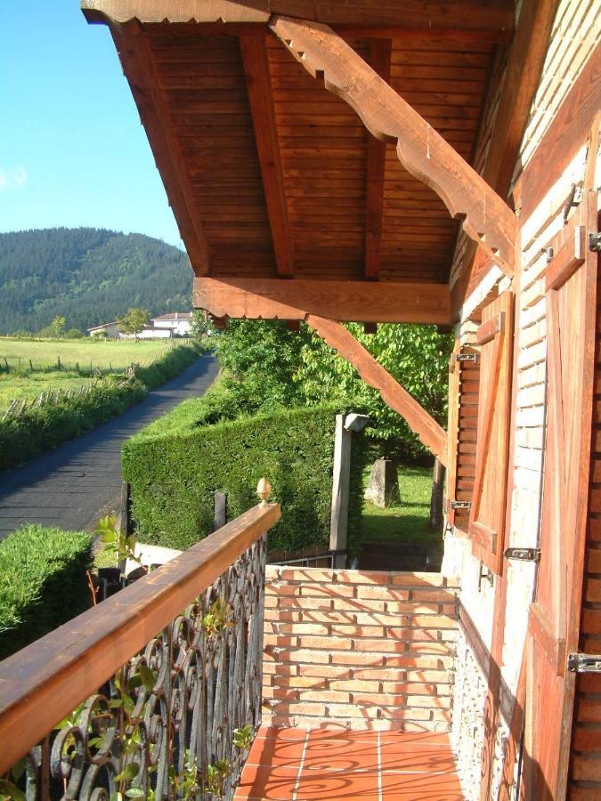 Albergue Eskerika Exclusivo Peregrinos Esquerica ภายนอก รูปภาพ