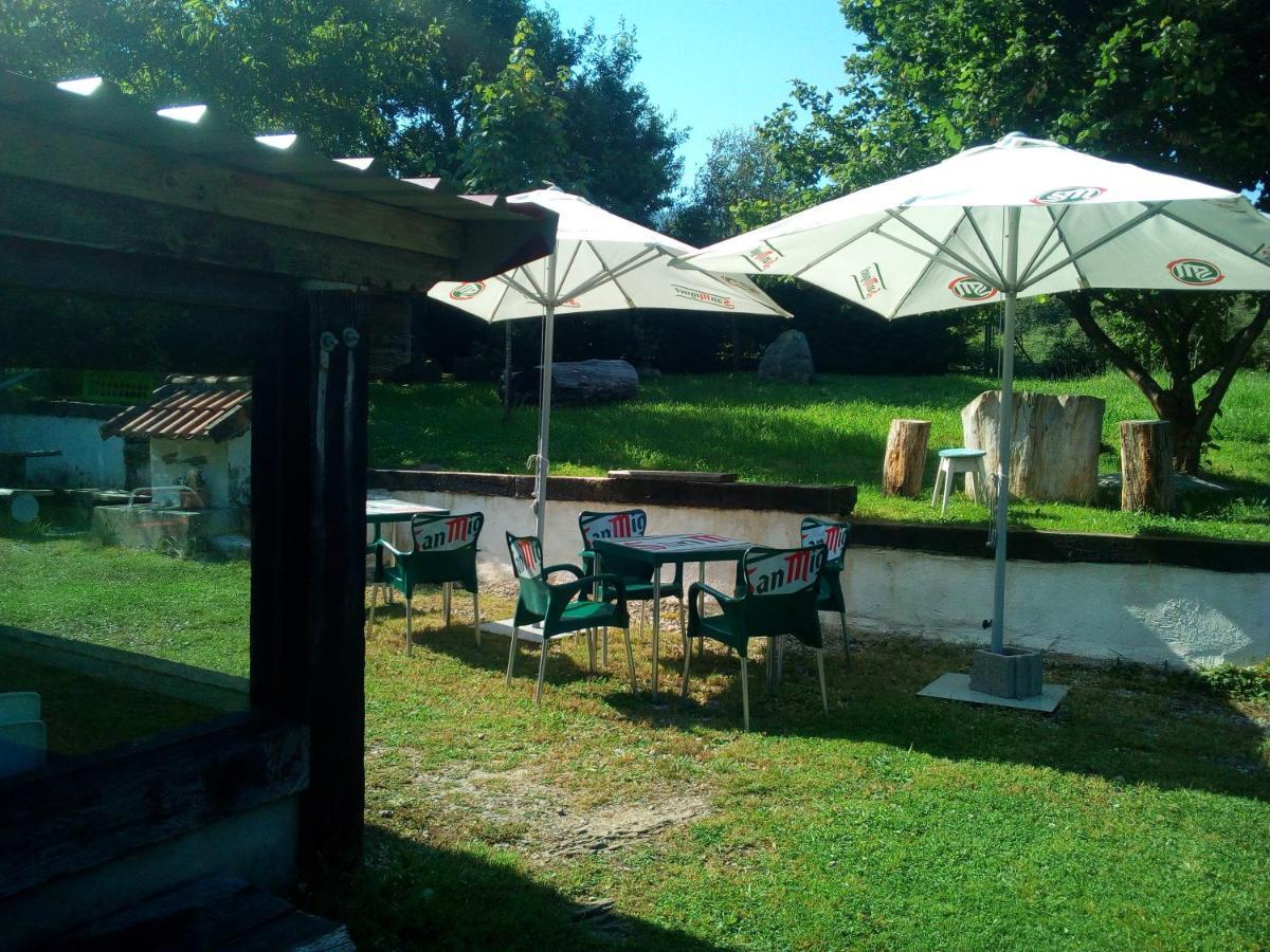 Albergue Eskerika Exclusivo Peregrinos Esquerica ภายนอก รูปภาพ